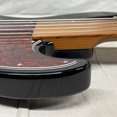 Sadowsky MetroExpress Hybrid P/J Fretless 5-string Bass - Black image 16