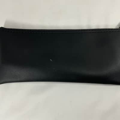 Shure SM57 Dynamic Microphone image 2