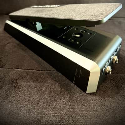 Headrush Gigboard Multi-Effect Unit/Amp Modeler 2018 - Black W/ Expression Pedal image 12
