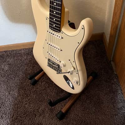 Fender American Standard Stratocaster with Rosewood Fretboard 2008 - 2016 - Olympic White image 4