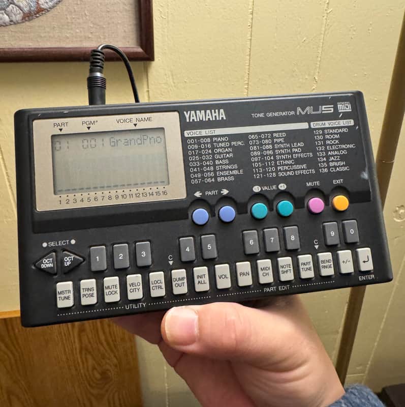 Yamaha MU5 tone generator image 1