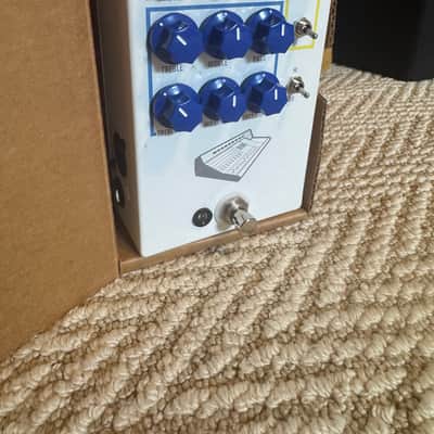 JHS Colour Box V2 2019 - Present - White image 1