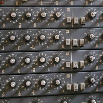 Soundcraft 200 Delta DLX Input Group Master Modules Channel Strips image 4