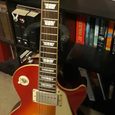 Epiphone Les Paul 50's Standard Cherry Sunburst 2006 re-issue with hard case image 6