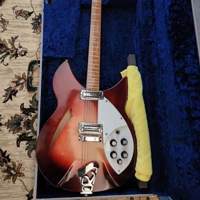 Rickenbacker 330/12 1966 - Fireglo image 15