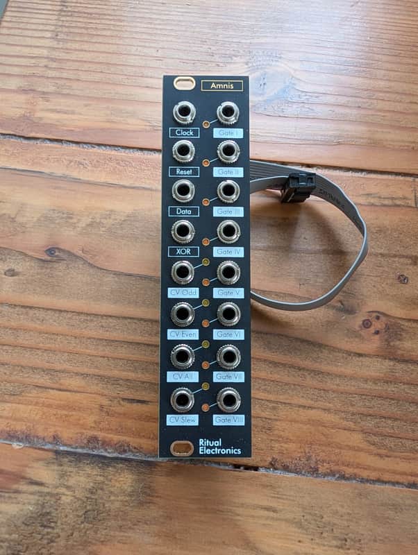 Ritual electronics Amnis shift register