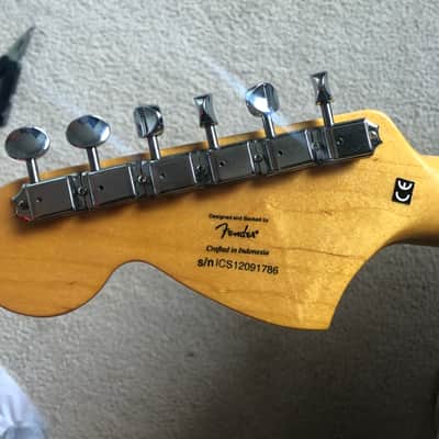 Squier Vintage Modified '70s Stratocaster image 5