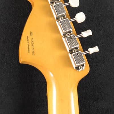 Fender Vintera III Mid '60s Mustang Sonic Blue Rosewood Fingerboard image 6