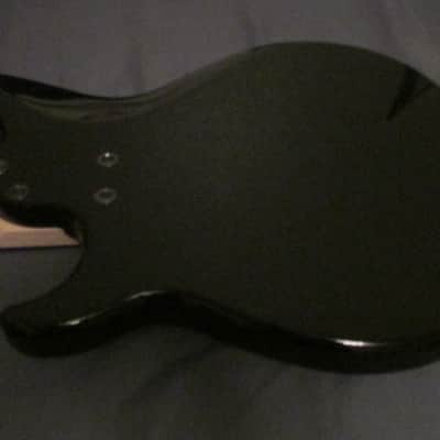 Yamaha BB424X Bass Guitar & Gig Bag image 3