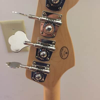 Fender Left-Handed FSR Standard Jazz Bass 2004 Natural image 5