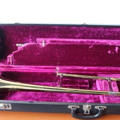 1973 Reynolds Medalist Tenor Student Trombone w/case and mouthpiece image 3