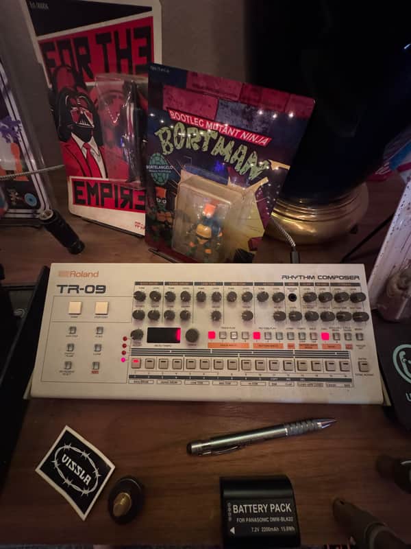 Roland TR-09 Rhythm Composer 2017 - Present - White image 1