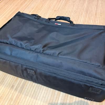 Studiologic MP-117 MIDI Controller Pedalboard + Gator Case – Excellent Condition image 2
