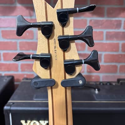 Dean Edge 5 Fretless Bass image 8