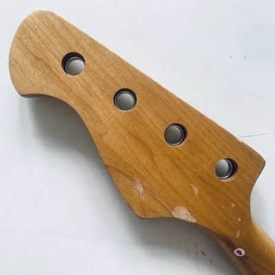 Harley Benton 4 String Jazz Bass Style Maple Neck, 20 Frets Fingerboard image 5
