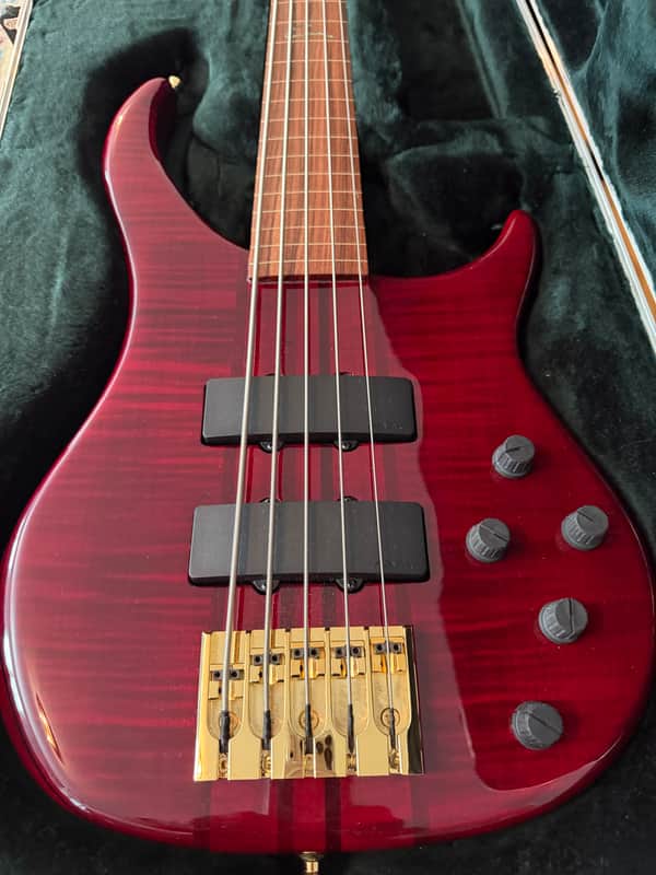 NEW Peavey Cirrus Five String Fretless Late 90's - Deep Ruby Red transparent Polyester/urethane image 1