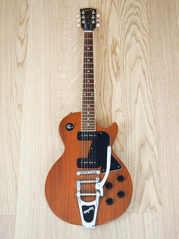2010 Gibson Les Paul Special Guitar Walnut w/ Bigsby B7, Lollar P