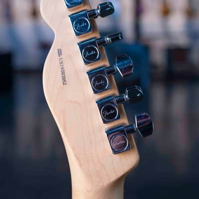 FENDER AMERICAN PROFESSIONAL TELECASTER  - OLYMPIC WHITE WITH CASE image 3