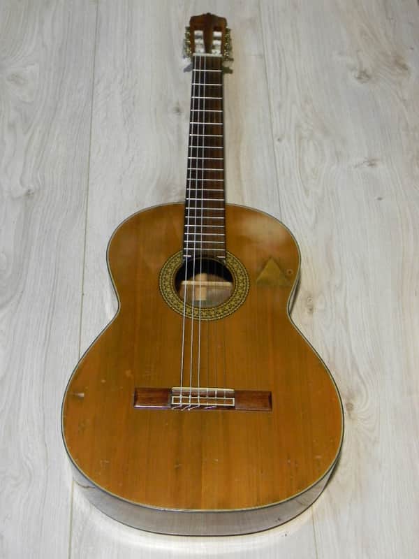 vintage KASUGA G11 Konzertgitarre Decke Zeder massiv 4/4 Klassik Gitarre Japan image 1