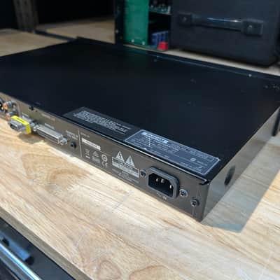 TASCAM SS-R200 Solid State Recorder - nice image 9