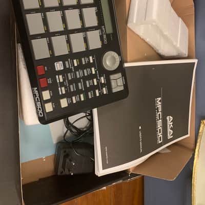 Akai MPC500 In the original box with manuals image 3