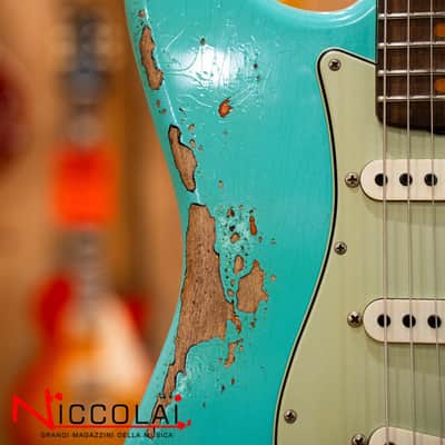 Fender Custom Shop Limited Edition '62 Strat - Heavy Relic - Faded Aged Sea Foam Green Over 3-Color Sunburst image 11