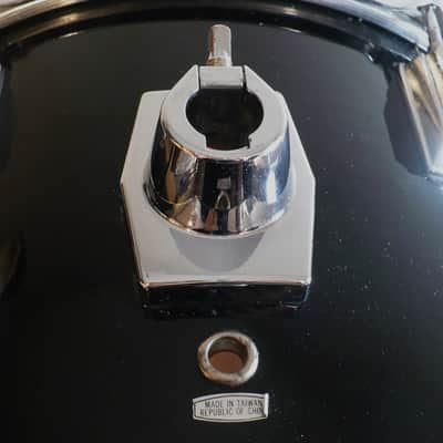 Pearl 13 x 9 Mounted Tom / Gloss Black Wrap / Early Export? image 10