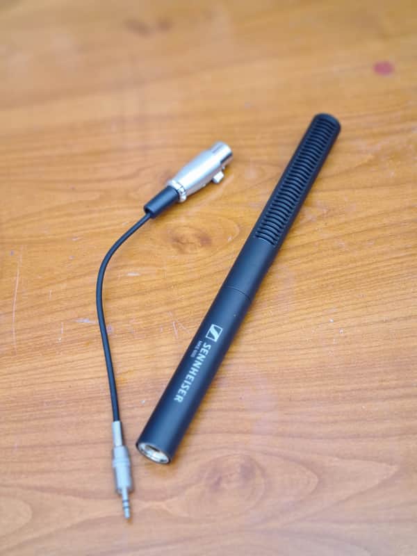 Sennheiser 🎤 Sennheiser MKE 600 Shotgun Microphone | XLR 3-Pin | Battery Powered | Black image 1