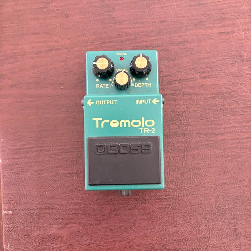 Boss TR-2 Tremolo (Silver Label) 1997 - Present - Green image 1