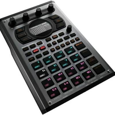 Roland SP-404MKII Creative Sampler and Effector with 16GB Internal Storage, 3... image 11