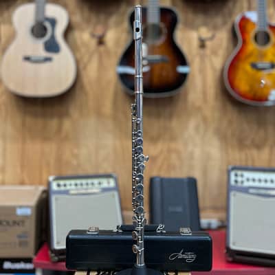 CERTIFIED USED Armstrong 104 Student Flute Outfit, USA, Serial 2835997 image 2
