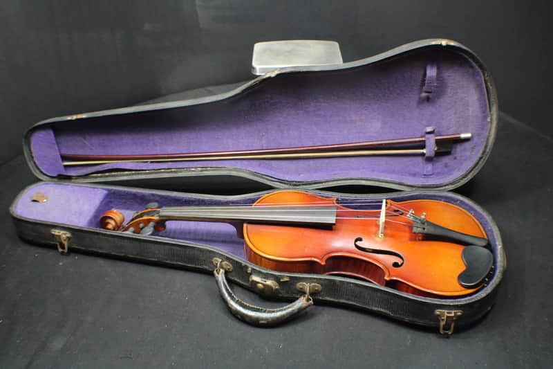 A Beautiful Antique U.S.A. Made Antonius Stradivarius Full Size 4/4 Violin, Bow & Case Ready to Play # 13 V image 1