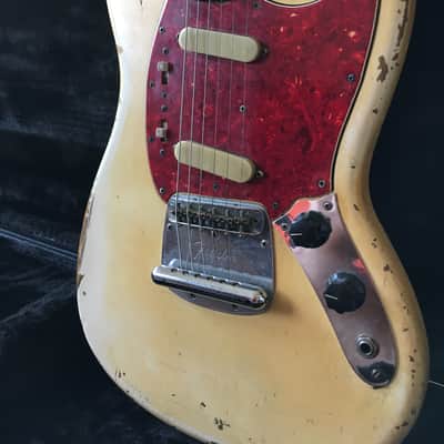 Fender Mustang Guitar with Rosewood Fretboard 1966 Olympic White image 7