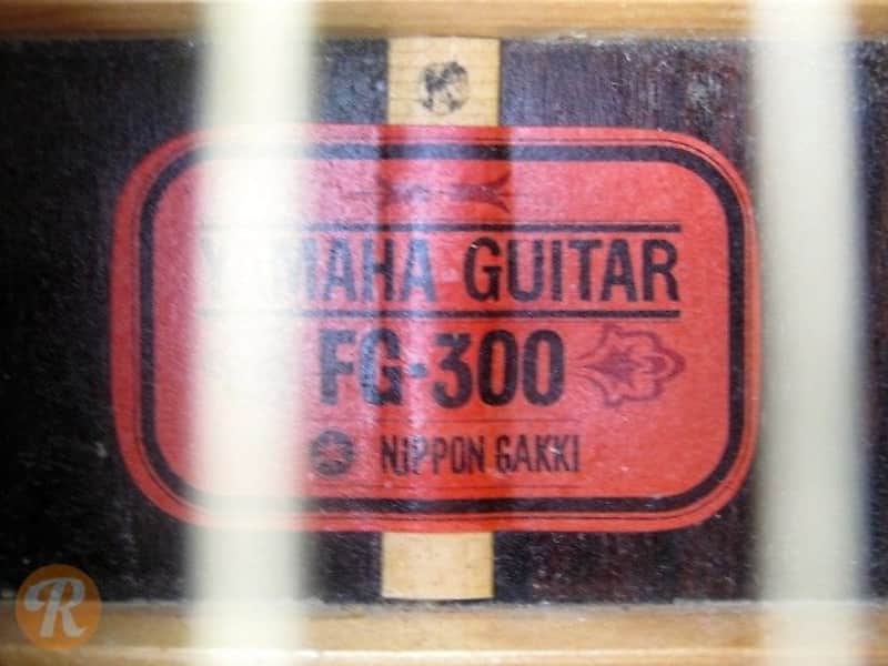 Yamaha FG-300 Natural 1968 - 1976 image 2