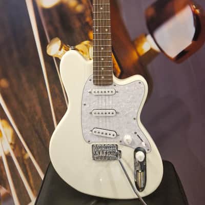 Ibanez ICHI00-VWH Signature Guitar 6-Str Ichika Nito Vintage White image 7