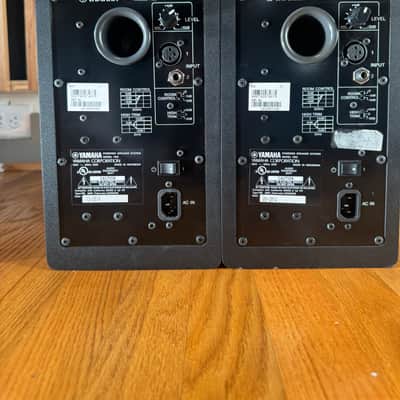 Yamaha HS5 5" Powered Studio Monitors (Pair) Black — Good Condition image 3