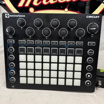 Novation Circuit Groovebox with Power Supply image 2