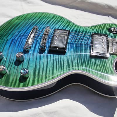 Gibson Les Paul Custom 2021 Zodiac Electric Guitar Aurora Borealis Burst image 9
