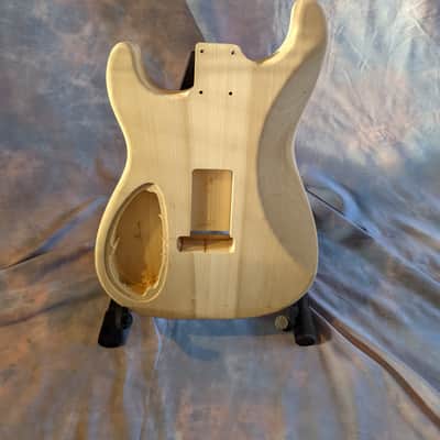 Strat HH body, Rear Routed, Poplar, unfinished image 4
