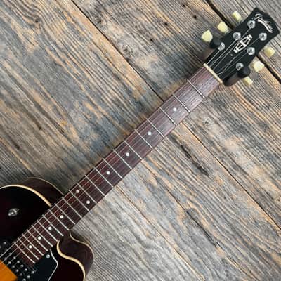 Used Vox Giulietta VGA 3D Semi-Hollowbody Guitar - Sunburst image 3