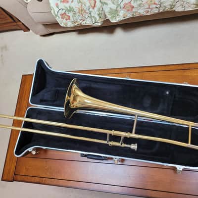 Yamaha Trombone- Model YSL354 - 2026 - Lacquered Brass - Beautiful! image 14