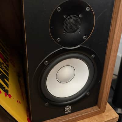 Yamaha HS5 5" Powered Studio Monitor (Pair) 2015 - Present Black image 2