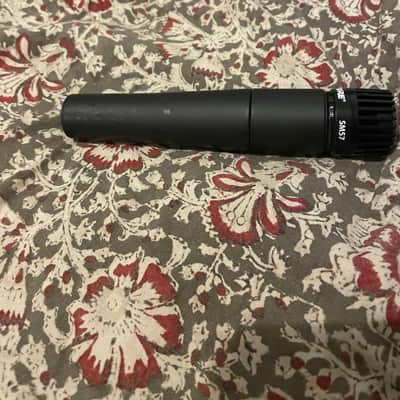 (2 of 4) Shure SM57 Cardioid Dynamic Microphone 1984 - Present - Black image 6
