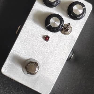 Tonevo MO-D Distortion Pedal based on LandGraff Tone and 68pedals Bin Rat Distortion, price include the import duty for US buyer image 1