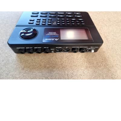 Alesis SR-16 - Drum Machine - Mint w/ Original Box & Manuals image 2
