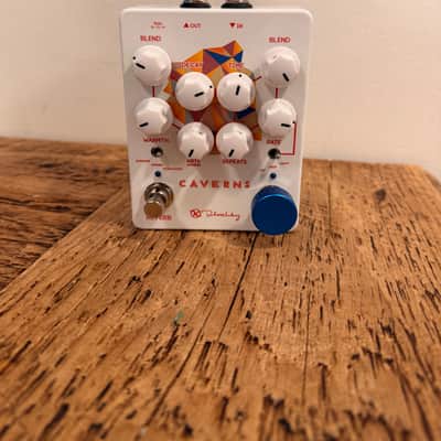 Keeley Caverns Reverb / Delay V2 2017 - Present - White image 1