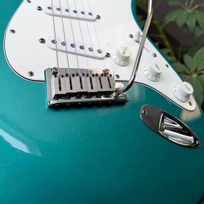 Fender 40th Anniversary American Standard Stratocaster with Maple Fretboard 1994 - Caribbean Mist image 10