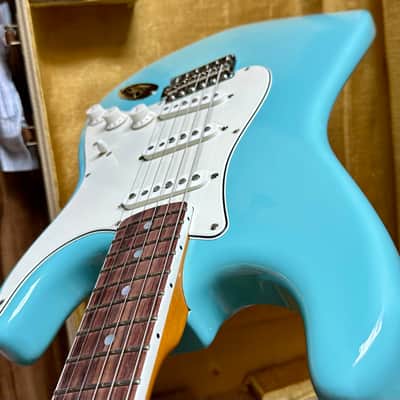 2024 Fender Eric Johnson Rosewood Stratocaster Tropical Turquoise image 5