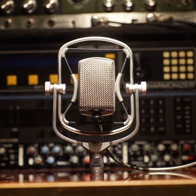 vintage AKG D 25 image 1