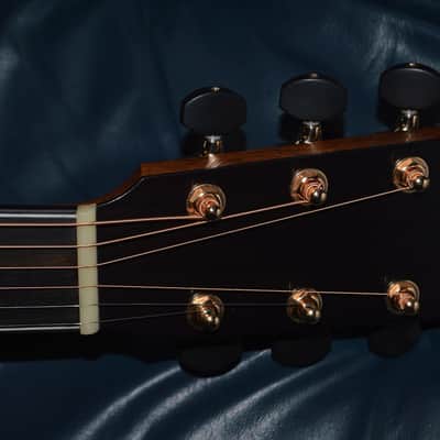 Hsienmo F Model- Rosewood 2026 - Satin Sheen image 3